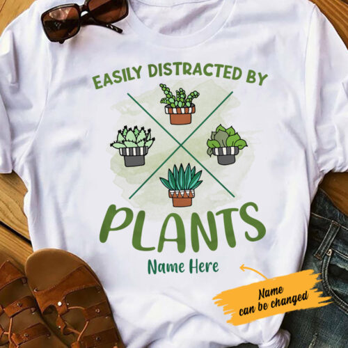 distracted-by-plant-t