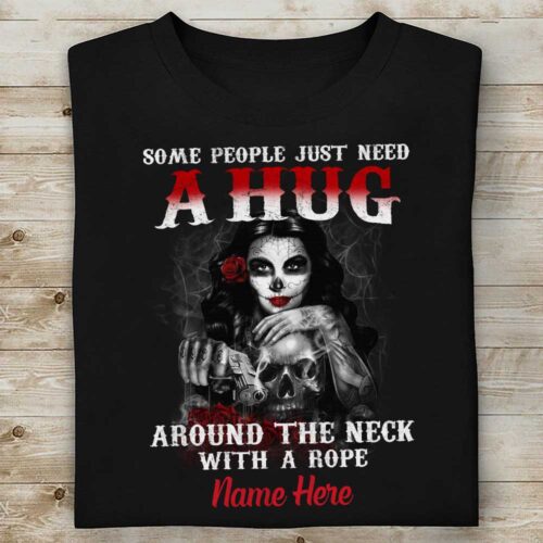 skull-hug-around-the-neck-t