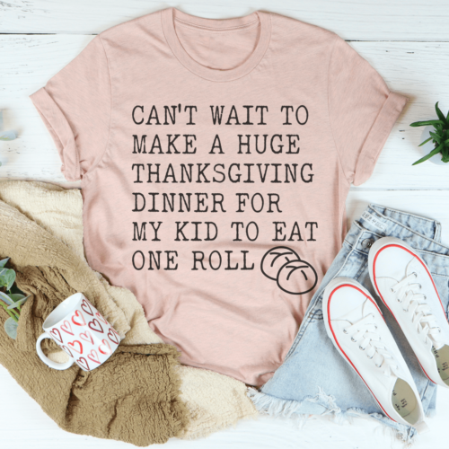 huge-thanksgiving-dinner-tee